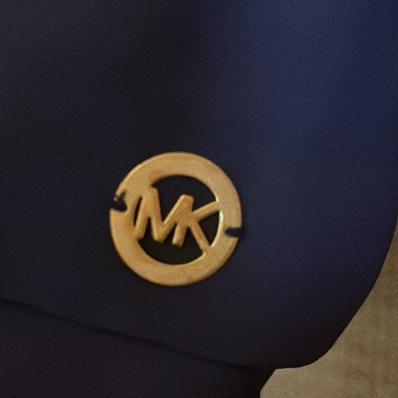 Michael Kors sleeveless  top EUC - Picture 3 of 4